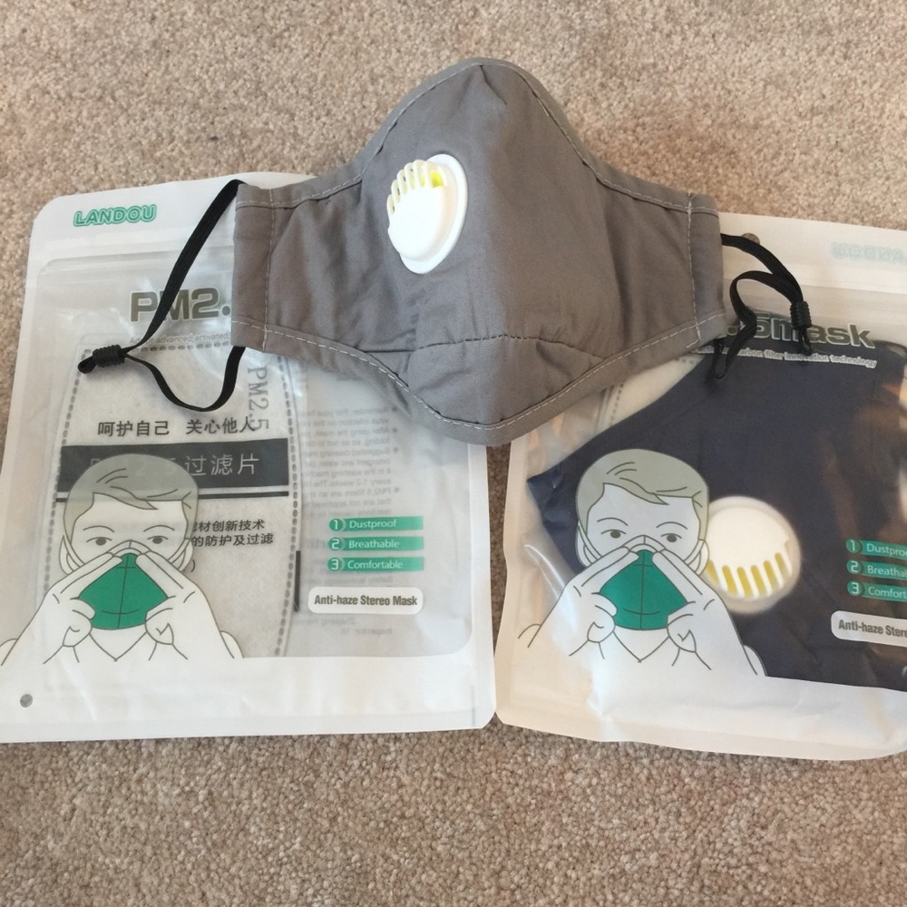 🍒🍒🍒 Set of two masks with filter & pocket for PM25.